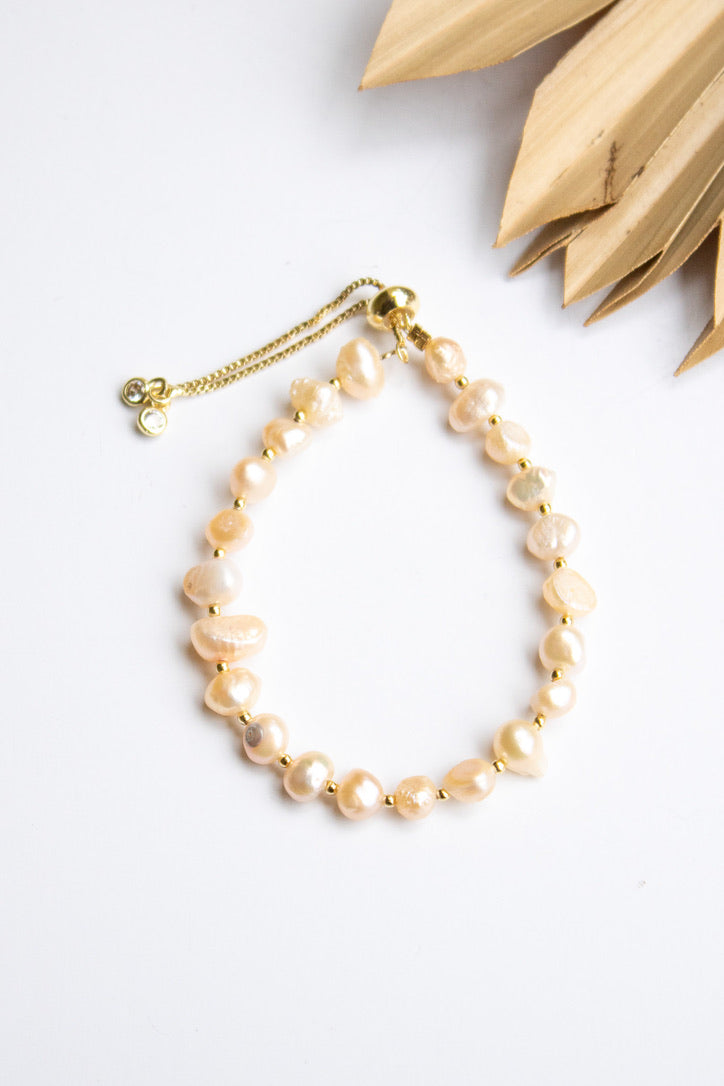 Beach Pebbles Pearl Pull Bracelet | Shop Bali Queen