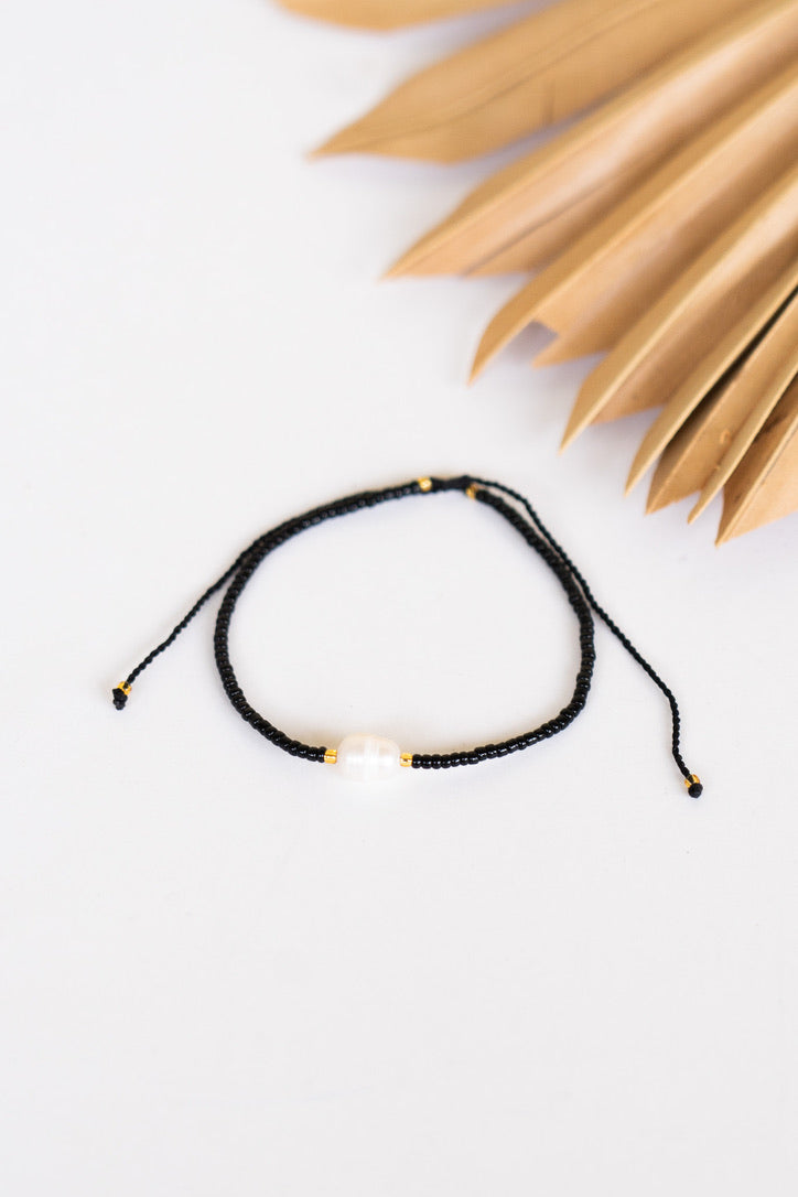 Classy She Is Single Pearl Bracelet | Shop Bali Queen